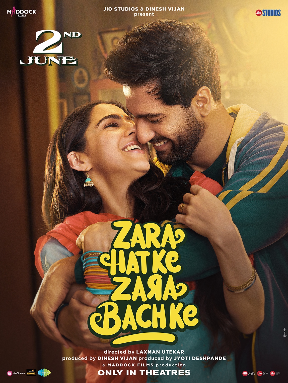 Zara Hatke Zara Bachke (2023) Movie